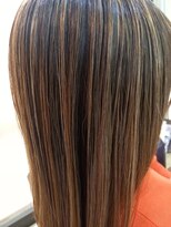 シャンプーボーイ&nbsp;白髪ぼかしハイライト