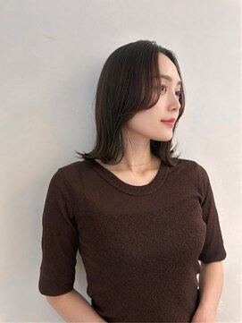 ヴィオットバイサロン(Viot by Salon) *くびレイヤーエモージュ愛されショートボブ艶髪