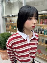 ピークアブー ワン(PEEK-A-BOO ONE)&nbsp;切りっぱなしボブ韓国ヘアブルーブラック