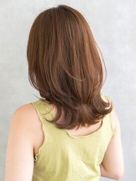 トッカ 柏店(tocca) ミディアムヘアー