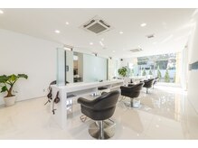 アンジュールガーデン(UNJOUR GARDEN)の雰囲気( 【髪質改善/ダブルカラー/ハイライト】)