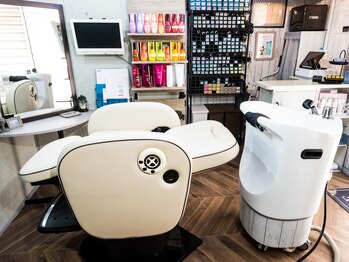 ミンミン(minmin)の写真/【全ての白髪染めメニューにヘッドスパ付き!】頭皮環境を整えて、根元からふんわりと健康的な美髪へ◎