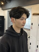 ファーストステップ 表参道(FIRST STEP)&nbsp;ナチュラルセンターパートマッシュ刈り上げツーブロック前髪長め