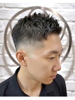 ヨシザワインク ハコザキ 水天宮前 日本橋人形町(YOSHIZAWA Inc.HAKOZAKI)&nbsp;ビジネススキンフェード短髪×アップバング/ブリーチなしカラー