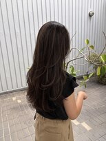 ティーシェル(TIECHEL)&nbsp;【暗髪でも重く見えない】透明感ダークアッシュ×小顔レイヤー