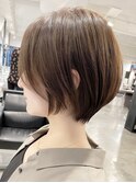 青山白髪ぼかしハンサムショートカットアッシュブラウン30代40代