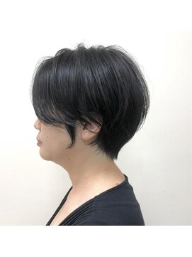 テルミークリニカルデザイン 北千里 30代40代50代似合わせショートひし形ショートボブ