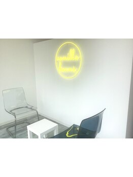 落ち着いて過ごせるプライベートサロンならではの丁寧なカウンセリングが魅力的！