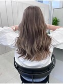 くすみベージュマロンベージュホワイトブロンド細めハイライト