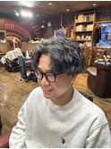 ツイストスパイラルパーマ+センターパート