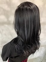 ココ 本八幡(KOKO)&nbsp;黒髪クラゲヘアーオリーブグレー小顔ココアベージュミディアム