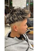 ツイスパ×ホワイトメッシュ×スキンフェード