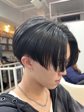 刈り上げシースルーセンターパート/ラウンドマッシュ/メンズ