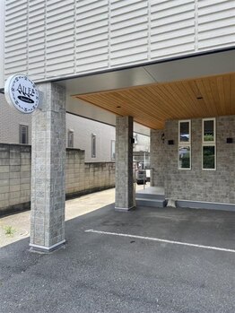 大人女性向けサロンがNEWOPEN＊マンツーマン対応だから、喧騒を忘れ、髪のお悩みをゆっくり相談できる♪