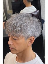 デルフィーノ ヘアーパフォーム(delfino hair perform)&nbsp;ツイストスパイラルパーマシルバースパイラル波巻きパーマ