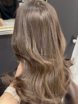 シグマルミエ 福島店(SIGMA LUMIER) 今大人気の透明感オリーブカラー