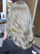 ブレイズヘアー(BLAZEhair) 【透明感バツグン】ホワイトミルクティグレージュ×ブリーチ2回