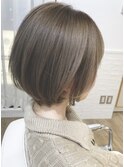 丸みショート ダブルカラー アッシュベージュ