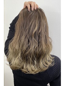 アンダーバーホワイト 南海難波店(_WHITE) ミルクティーベージュ