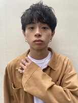 レオニード 表参道(LEONID)&nbsp;スリークショート　サイドグラデーション　佐々木