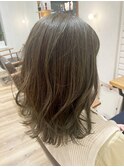 オリーブカラー