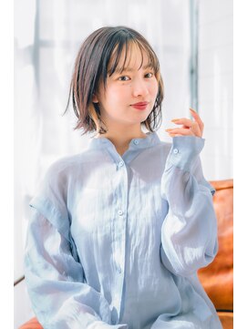 フランチェスカ(Francesca) ミストバングくびれレイヤーボブ