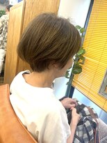 エルムトウキョウ(ELM Tokyo)&nbsp;【白髪ぼかしハイライト　オリーブグレージュショートボブ】