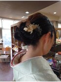 ユルまとめ髪