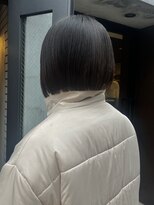 エミス バイ メルト 吉祥寺(emis by melt)&nbsp;【石川絢佳】吉祥寺切りっぱなしボブ暗髪ストレート美髪