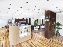 スウェル シーサイドモール一宮店(Swell)の雰囲気（西海岸のサーフカルチャーをコンセプトにした店内[上総一ノ宮]）