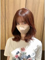 シャメル(Chamel)&nbsp;くびれレイヤースタイル◇シースルーバング◇ピンク◇オージュア