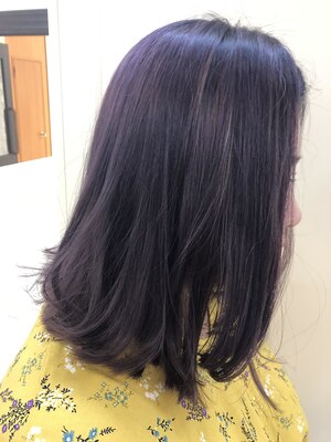 話題のトリキュアトリートメント導入！触っていたくなる艶髪を実現。ヘアケアブランドCOTAも取り扱い◎