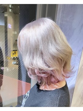 エイト 神戸三宮店(EIGHT) ホワイトブロンド☆