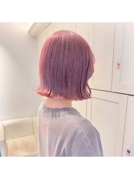ベレーザ 渋谷(BELEZA) 9632ミルクティーピンクハイトーンカラー韓国切りっぱなしボブ