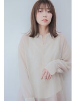 ホイ(HOI)&nbsp;大人ナチュラルな透明感ミディアム