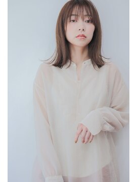 ホイ(HOI) 大人ナチュラルな透明感ミディアム