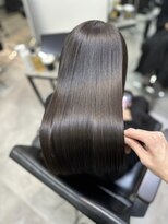 シンカ(shinka)&nbsp;うる艶ストレート＋チョコレートカラー