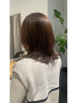 ヨリス(YOLIS.) 【ミディアムレイヤー】＃ベージュカラー＃レイヤースタイル