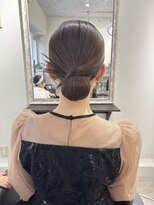 セット アンド バイ ルゥーダ 品川駅前店(SET and..by Rouxda.)&nbsp;タイトシニヨンアップ