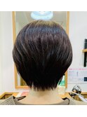 ショートボブ