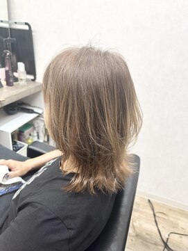 シュガー バイ エクラート 立川南口店(SUGAR by ECLART) 【立川】エアリーウルフ/白髪ぼかし/白髪活かし/ボブウルフ/南口