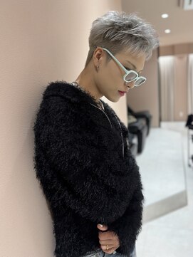 ルク(LUC) 韓国メンズ アイドルヘア/曲がる縮毛矯正/ダウンパーマ