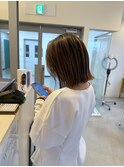 切りっぱなしボブ　× グラデーションカラー