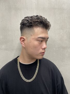 ダズルヘアーエイチ(DAZZLE hair H) 極道パーマ