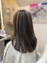 フレア(FLAiR) 30代40代白髪ぼかしコントラストハイライトレイヤーカット