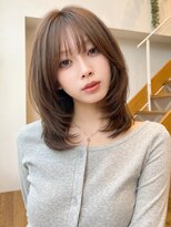バイオレット 表参道店(Violet)&nbsp;小顔ミディアムレイヤーハッシュカットオリーブベージュカラー