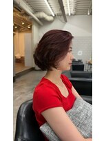 アトレ 南堀江店(attrait) レッド×もったりフレンチボブ