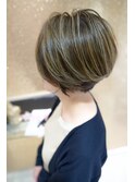 オトナふんわりボブ＆ハイライトミックス アッシュカラー