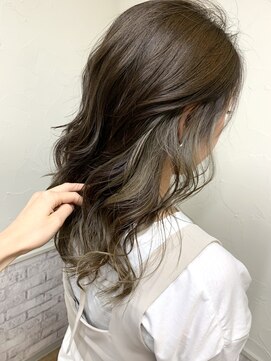 シュリット(schritt) グレージュ&ベージュインナーカラー