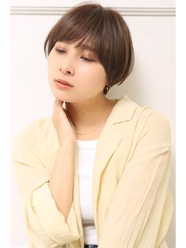 クラッチ ユニ(CLUTCH uni) 丸みナチュラルショートボブ